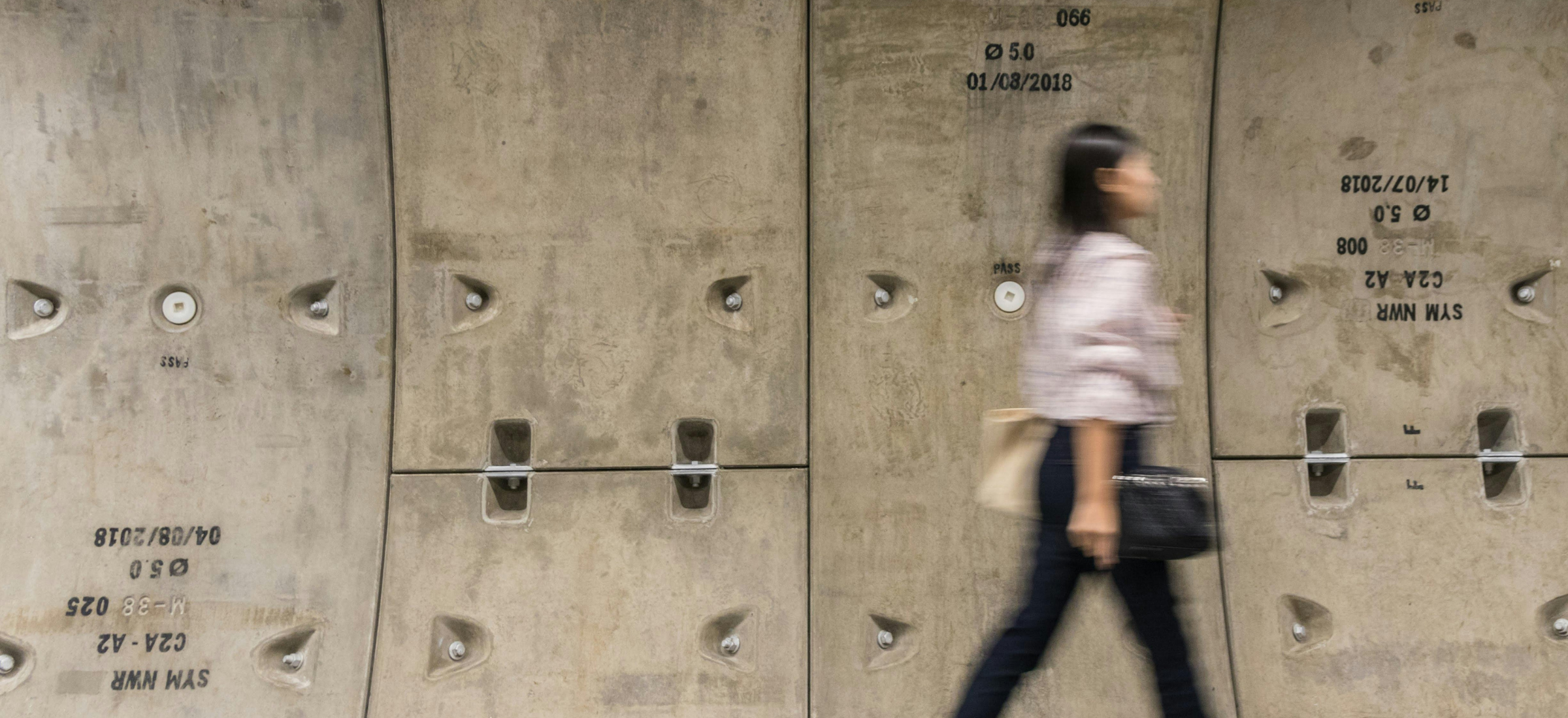 Pourquoi tant de femmes intelligentes restent dans le flou financier ?